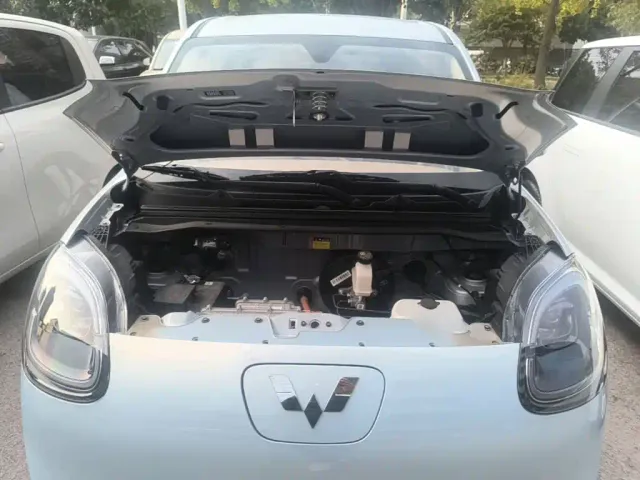 Wuling Hongguang Mini EV — Фото автомобиля 19