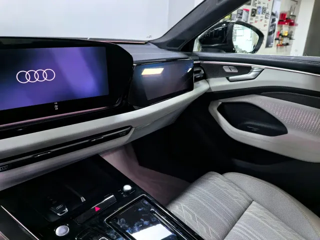 Audi A6L — Фото автомобиля 14