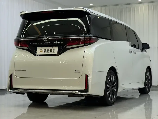 Toyota Vellfire — Фото автомобиля 15