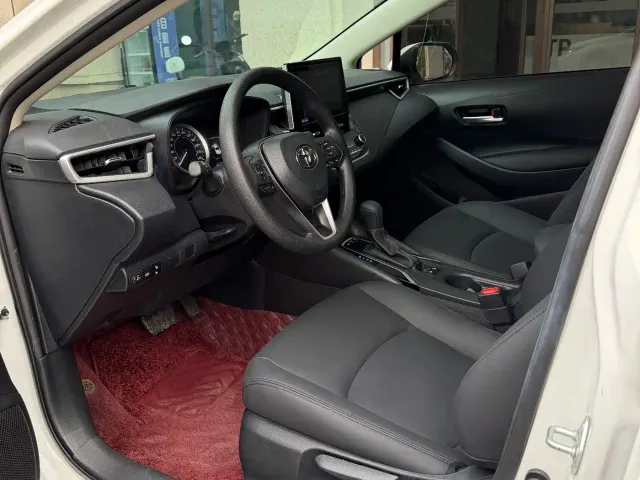 Toyota Corolla — Фото автомобиля 7