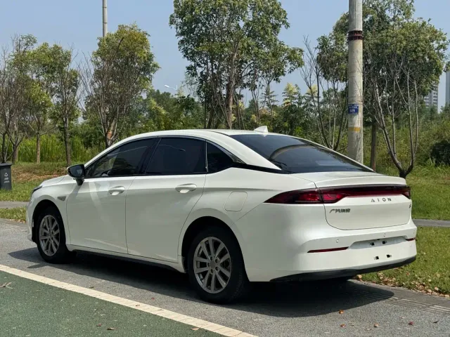 GAC Aion S — Фото автомобиля 4
