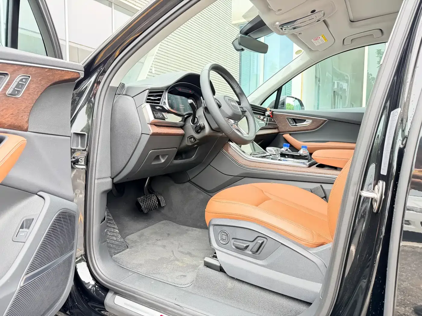Audi Audi Q7 2025 55 TFSI quattro S line Sport — Фото автомобиля 7