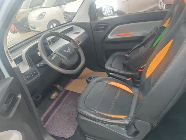 Wuling Hongguang Mini EV — Фото автомобиля 14