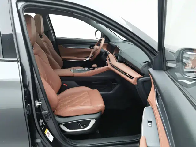 Changan CS75 Plus — Фото автомобиля 23