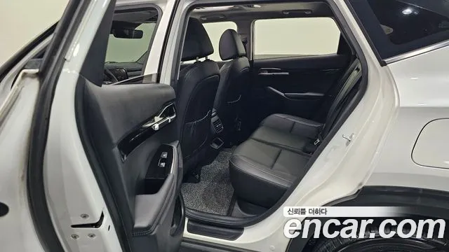 Kia Seltos Новый Seltos Бензин 2.0 4WD — Фото автомобиля 8