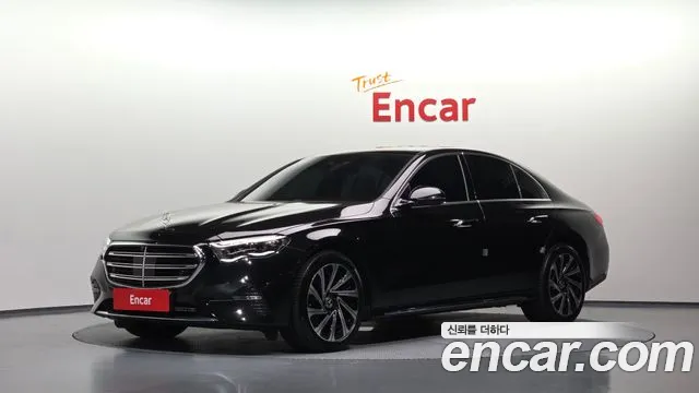 Фотография автомобиля — Mercedes-Benz E-Class W214