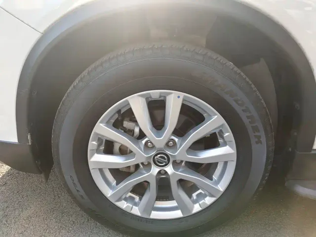 Nissan X-Trail — Фото автомобиля 4