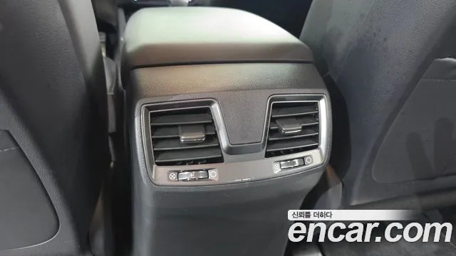 KG_Mobility_Ssangyong Rexton Новый Rexton Sport Дизель 2.2 2WD — Фото автомобиля 24