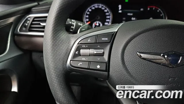 Genesis G70 — Фото автомобиля 15