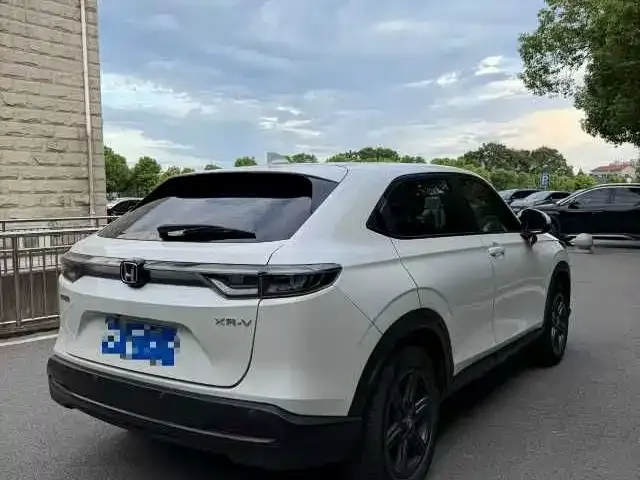 Honda XR-V — Фото автомобиля 2