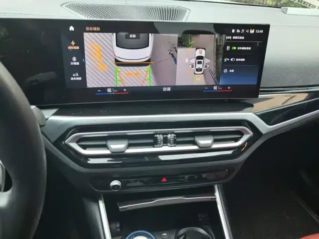 BMW 3 Series — Фото автомобиля 12