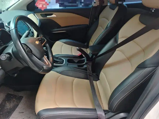 Chevrolet Monza — Фото автомобиля 7