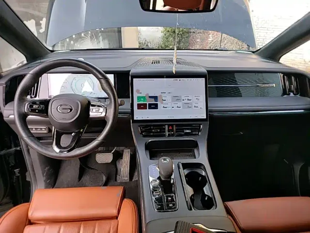 GAC Trumpchi M8 — Фото автомобиля 9