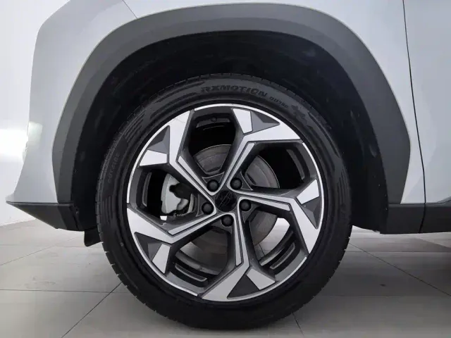 Geely Boyue L — Фото автомобиля 17