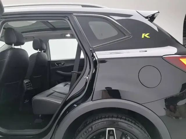 Roewe RX5 — Фото автомобиля 15
