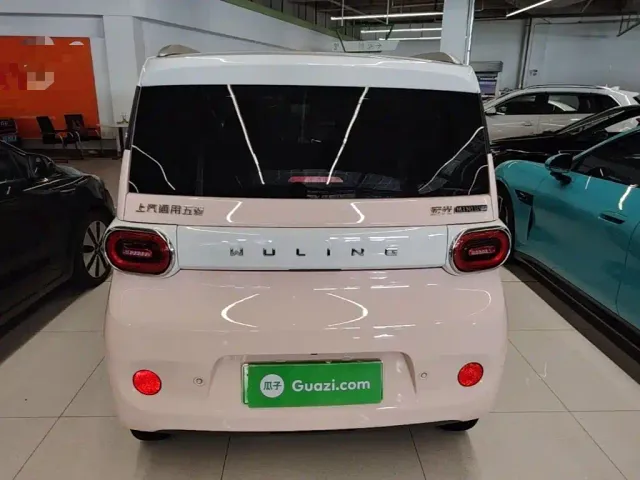 Wuling Hongguang Mini EV — Фото автомобиля 5