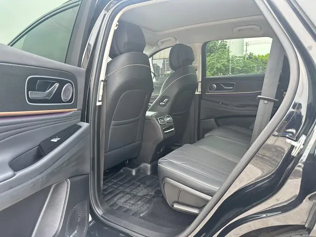 Chery Tiggo 9 — Фото автомобиля 11