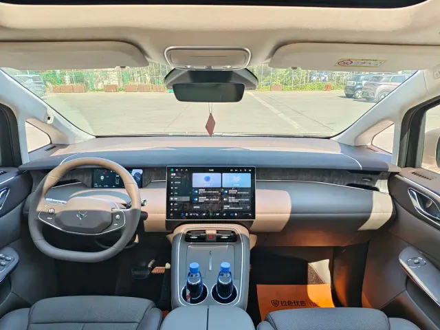 Arcfox Wendao V9 — Фото автомобиля 4