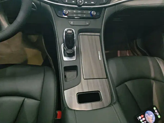 Buick LaCrosse — Фото автомобиля 13