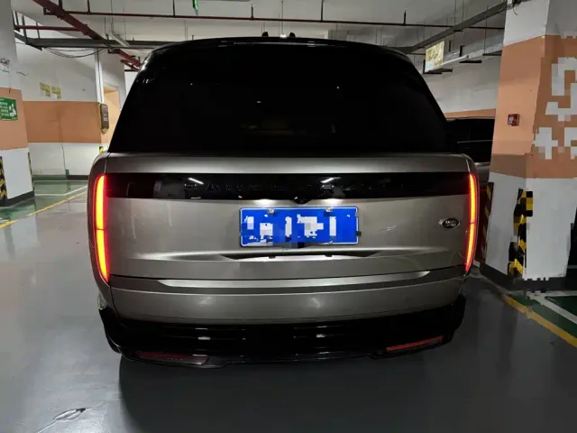 Land Rover Range Rover — Фото автомобиля 3
