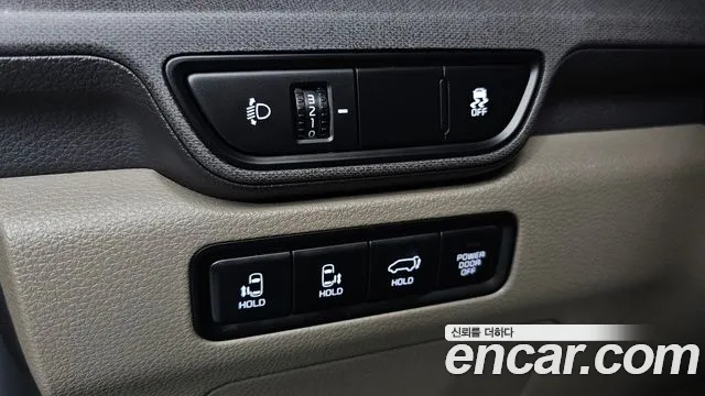 Kia Carnival 4th Gen — Фото автомобиля 13