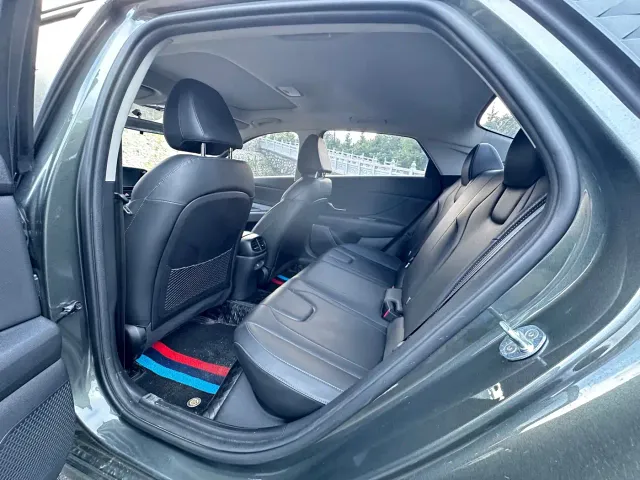 Hyundai Elantra — Фото автомобиля 14