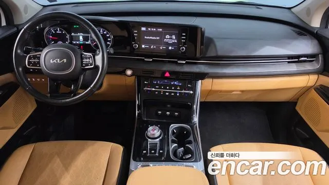 Kia Carnival Generation 4 — Фото автомобиля 10