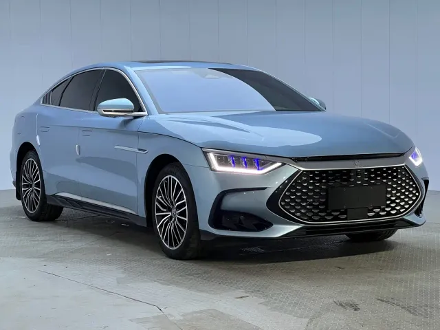BYD Han — Фото автомобиля 3