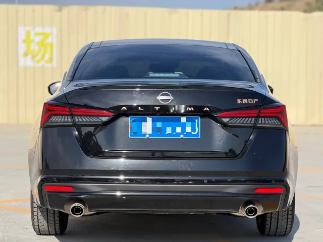 Nissan Teana — Фото автомобиля 5