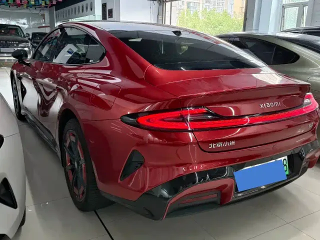 Xiaomi SU7 — Фото автомобиля 14