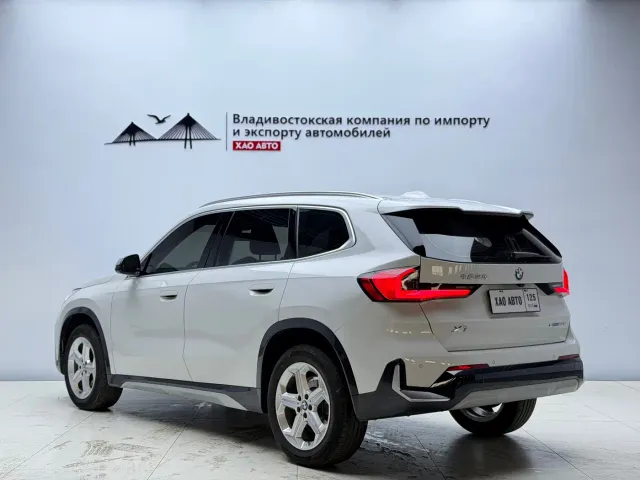 BMW X1 — Фото автомобиля 4
