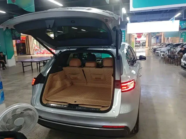 Geely Galaxy Starship 7 EM-i — Фото автомобиля 18
