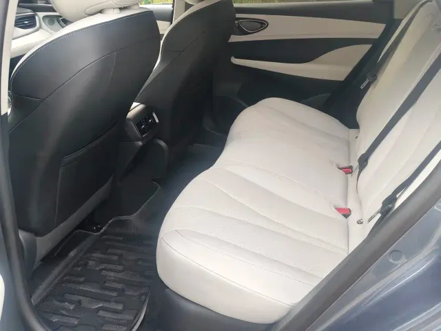 BYD Seal 05 DM-i — Фото автомобиля 6