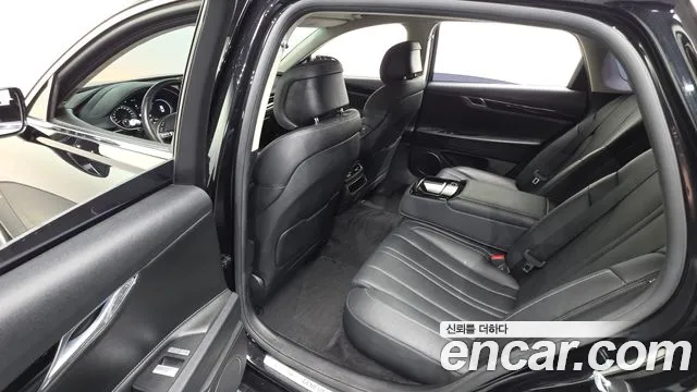 Genesis G80 Бензин 2.5 турбо 2WD — Фото автомобиля 12