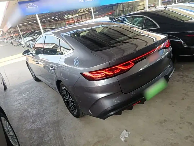 BYD Qin L — Фото автомобиля 4