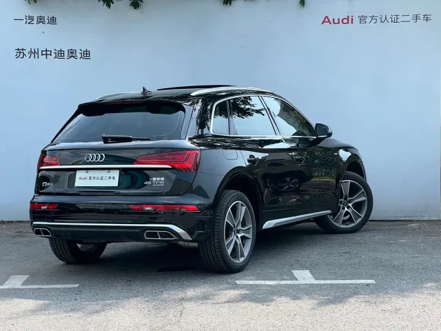 Audi Q5L — Фото автомобиля 4