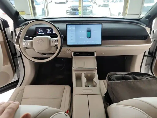 Toyota BoZhi 3X — Фото автомобиля 9