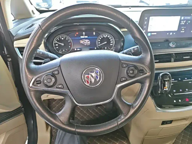 Buick GL8 — Фото автомобиля 10