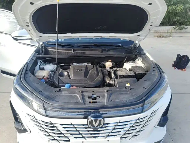 Changan CS75 Plus — Фото автомобиля 19