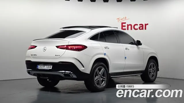 Mercedes-Benz GLE-Class — Фото автомобиля 2
