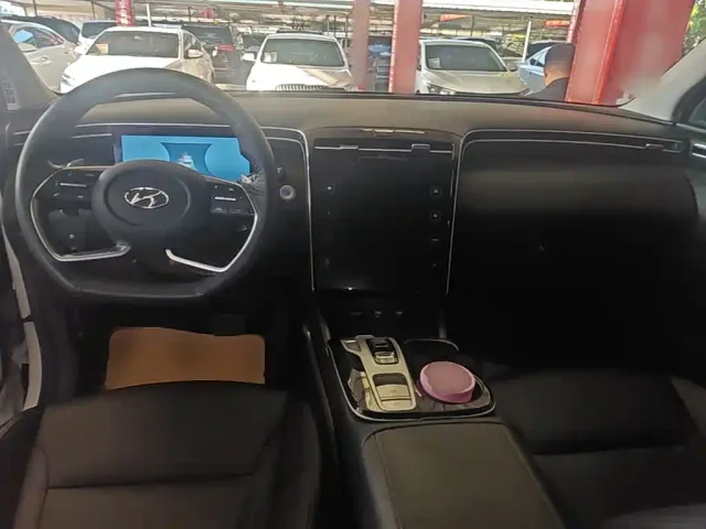 Hyundai Tucson — Фото автомобиля 9