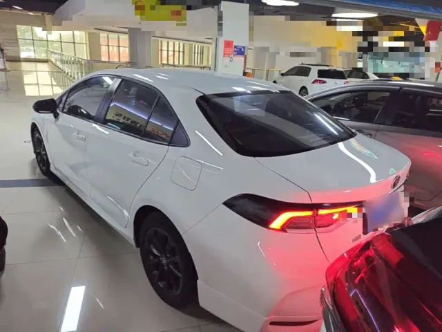 Toyota Corolla — Фото автомобиля 4