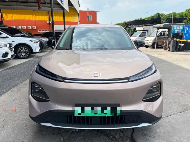 Changan Qiyuan Q05 — Фото автомобиля 2