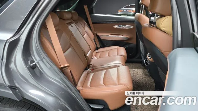 Genesis GV70 — Фото автомобиля 17