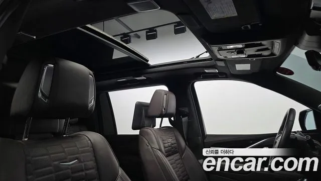 Cadillac Escalade 5th Gen — Фото автомобиля 20