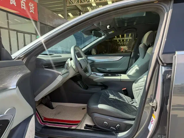 Changan Qiyuan A07 — Фото автомобиля 7