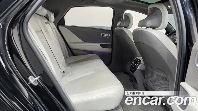 Hyundai Ioniq 6 — Фото автомобиля 17