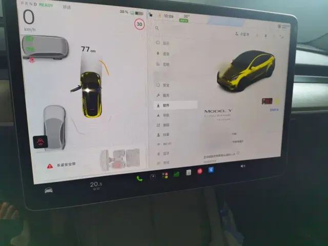 Tesla Model Y — Фото автомобиля 5