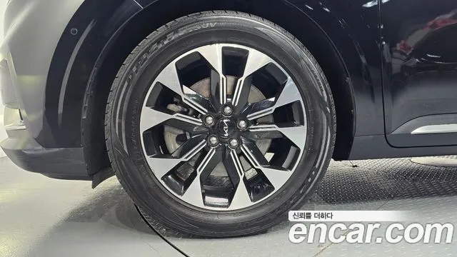 Kia Canival Carnival 4 поколение Бензин 7 мест Signature — Фото автомобиля 5