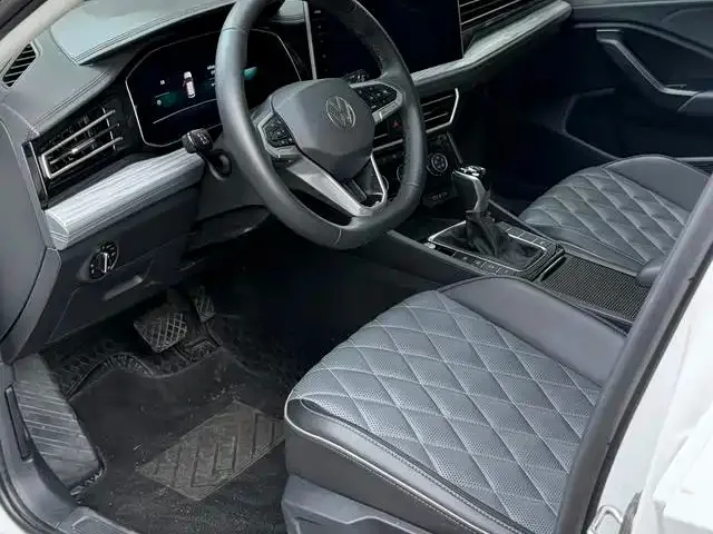 Volkswagen Sagitar 2023 300TSI DSG Surpassing Edition — Фото автомобиля 12